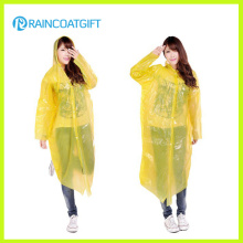 Women′s Yellow PE Disposable Raincoat Rpe-150
